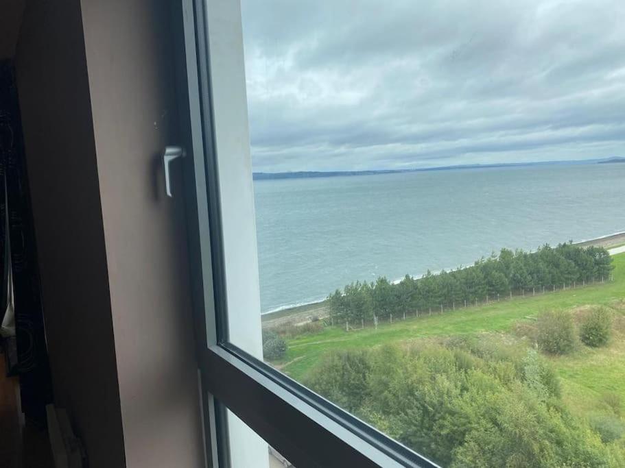 Modern 2 Bed Apartment With Stunning Seaside View 에든버러 외부 사진