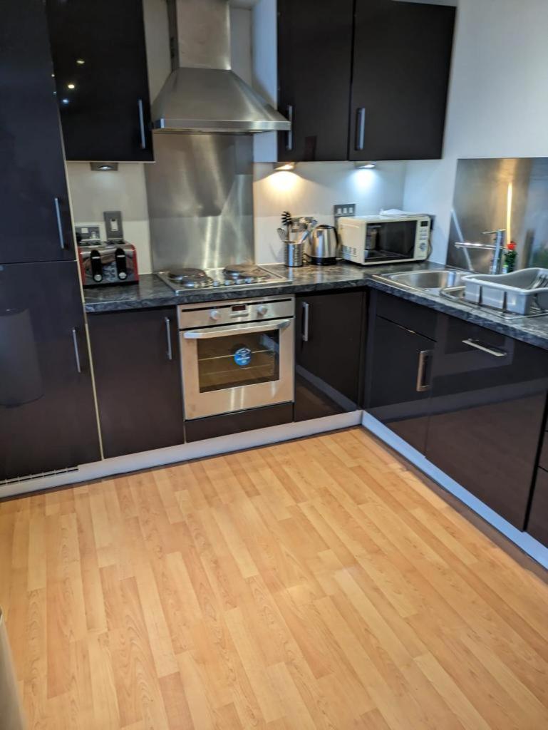 Modern 2 Bed Apartment With Stunning Seaside View 에든버러 외부 사진